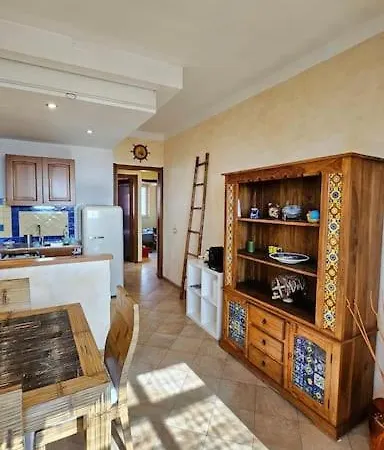 Terrazzo Di 50mq E Park Privato *